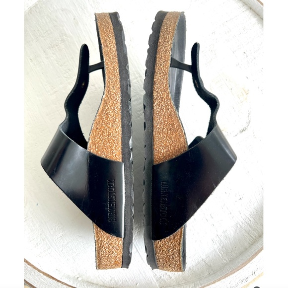 BIRKENSTOCK Gizeh Big Buckle High Shine in Black - 39/ 8- 8.5 - Picture 5 of 9